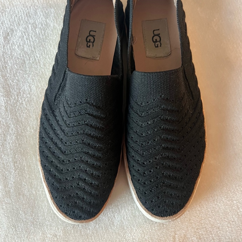 UGG Womens Black Knit Cushioned Sammy Chevron Slip On Athletic Sneakers 7